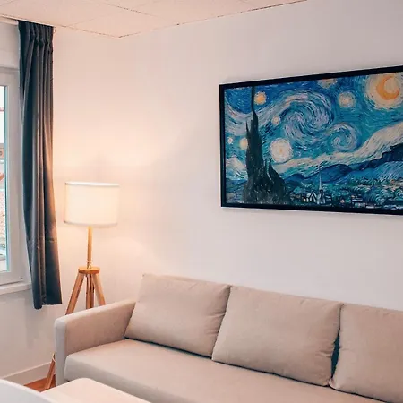 Alpha Hotel