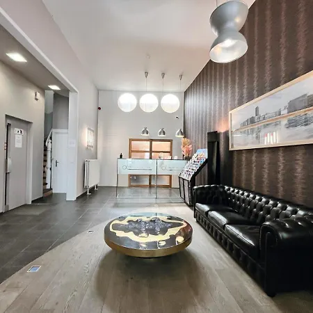 Alpha Hotel