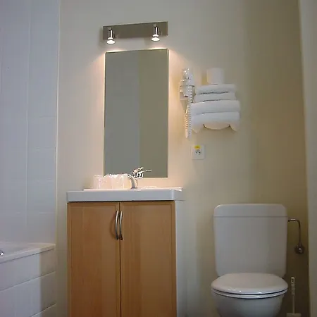 Hotell Alpha 3*